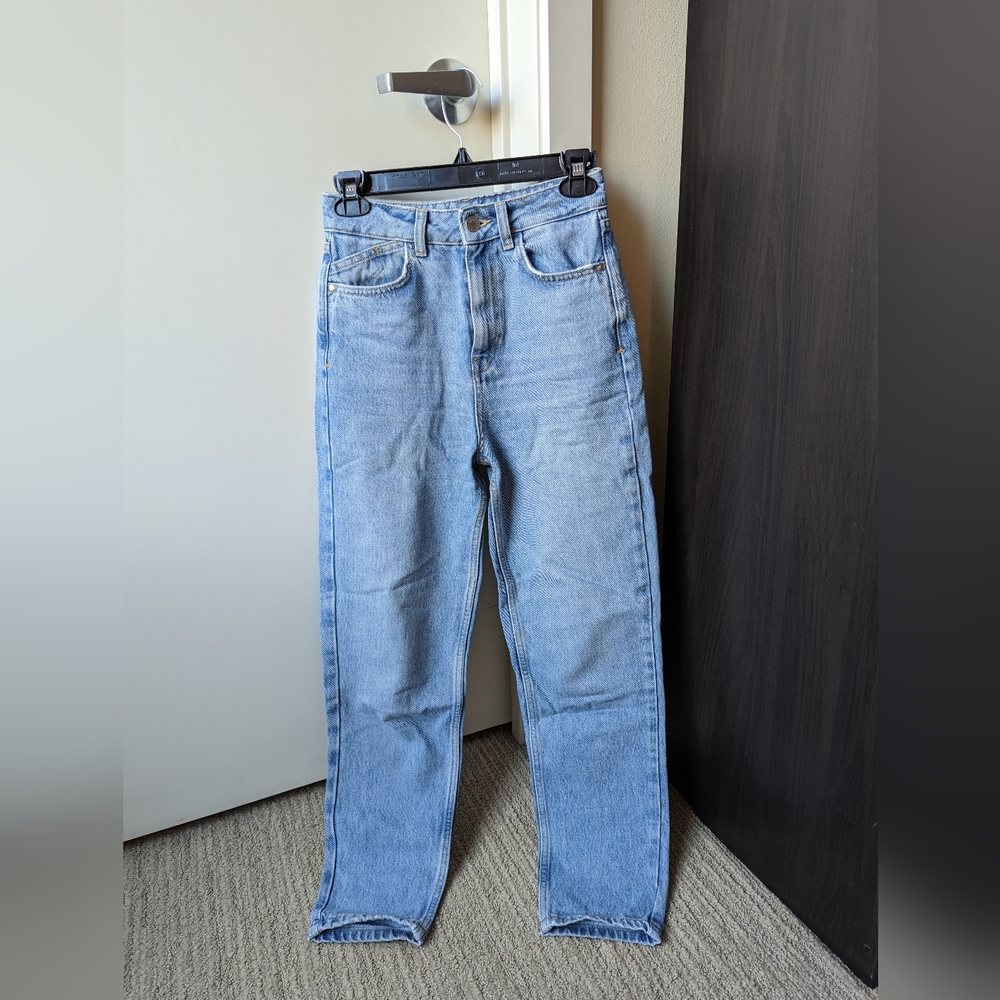 Zara Mom Jeans - light wash
